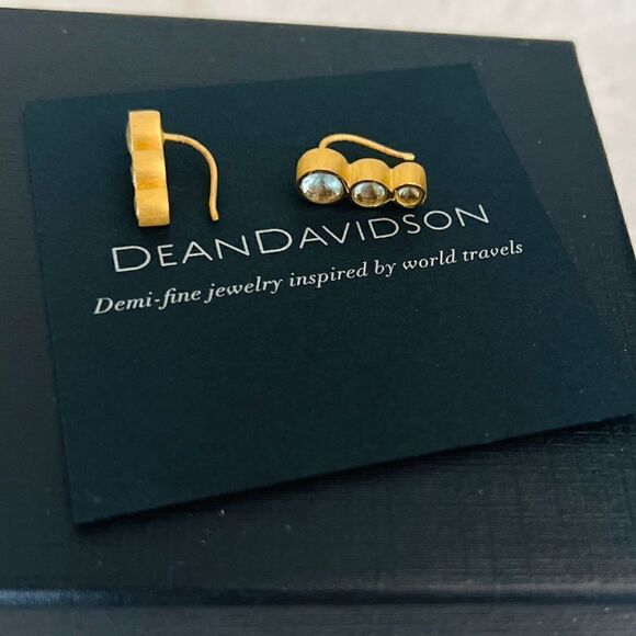 DEAN DAVIDSON 22K Gold Plated Manhattan‎ Blue Topaz Ear Crawler Earrings, NWT - Picture 4 of 11